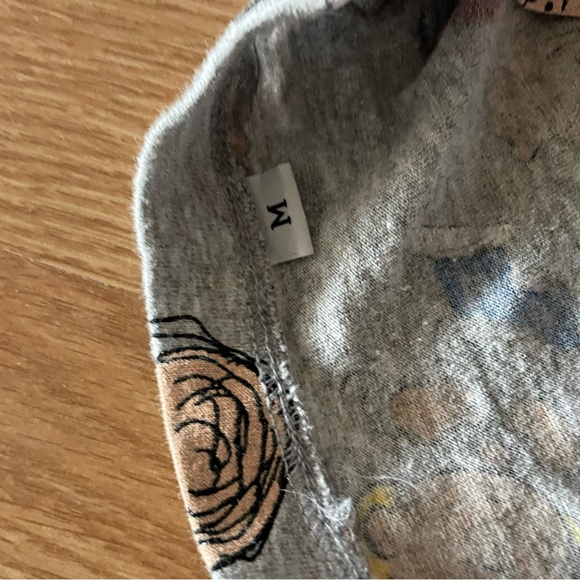 Peanuts snoopy Charlie brown Linus shirt medium - Picture 2 of 3